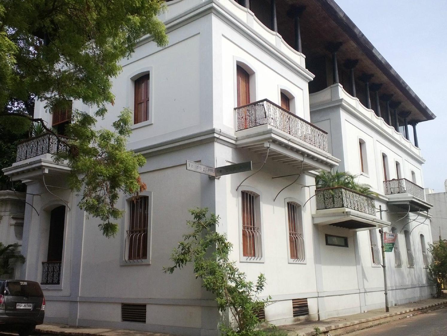 Le Dupleix Hotel Pondicherry Exterior photo